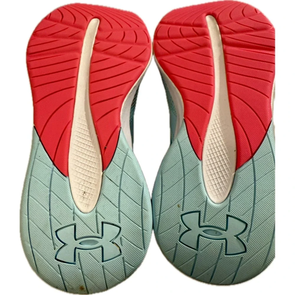 Under Armour Charged Breathe Training‎ Shoes Sneakers Womens Size 7